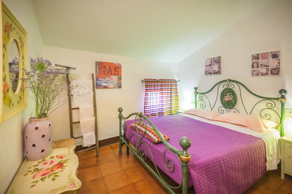 Locanda Di Casalmustia Castelmuzio Szoba fotó